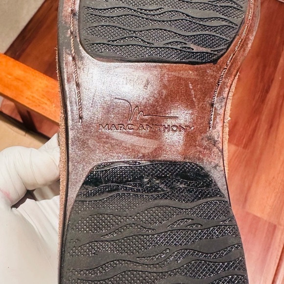 Marc Anthony Tan Suede Leather Loafers. - Picture 4 of 15